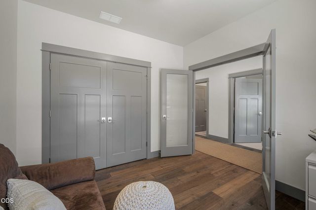 54635 Silver Fox Drive, Bend, OR 97707