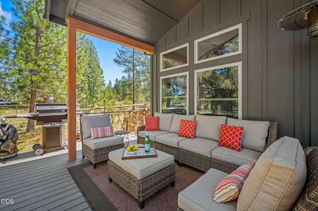 54635 Silver Fox Drive, Bend, OR 97707