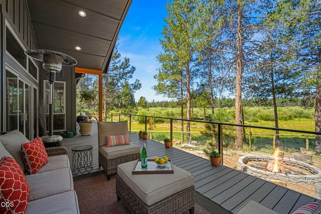 54635 Silver Fox Drive, Bend, OR 97707