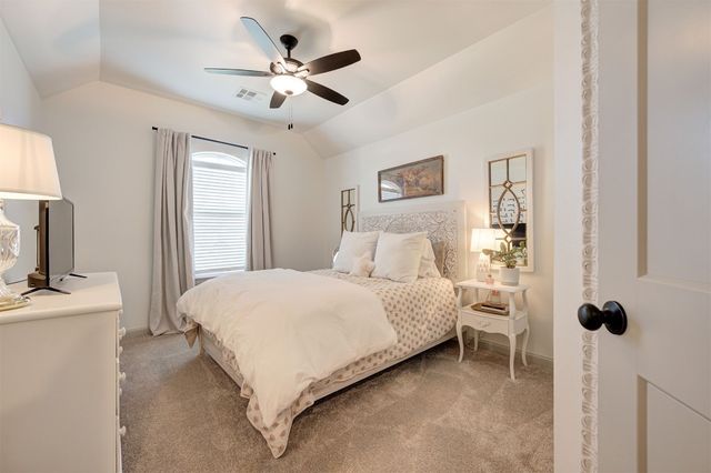 8724 Beechgrove Drive, Arcadia, OK 73007