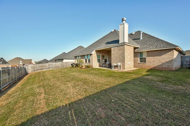 8724 Beechgrove Drive, Arcadia, OK 73007