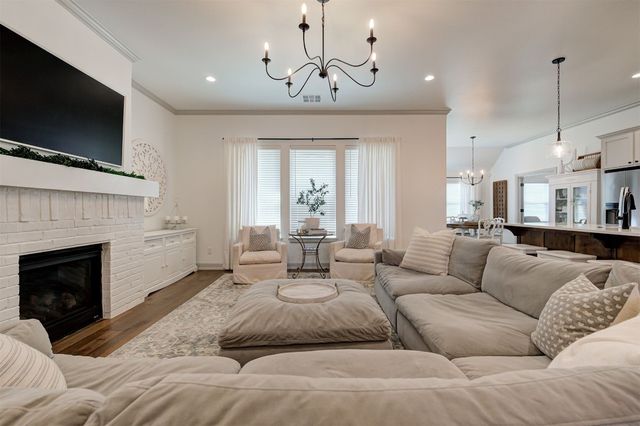 8724 Beechgrove Drive, Arcadia, OK 73007