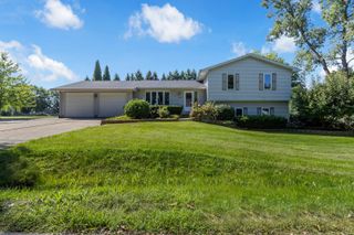 38604 N Magnolia Avenue, Wadsworth, IL 60083
