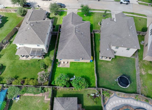 18319 Tacoma Ridge Drive, Tomball, TX 77377