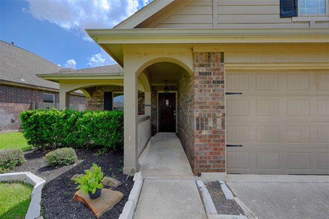 18319 Tacoma Ridge Drive, Tomball, TX 77377