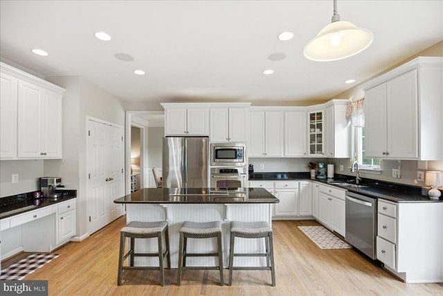 115 THOROUGHBRED DR, Prince Frederick, MD 20678