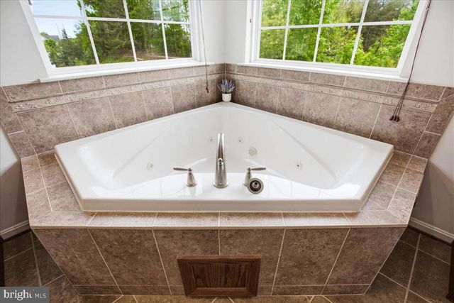115 THOROUGHBRED DR, Prince Frederick, MD 20678
