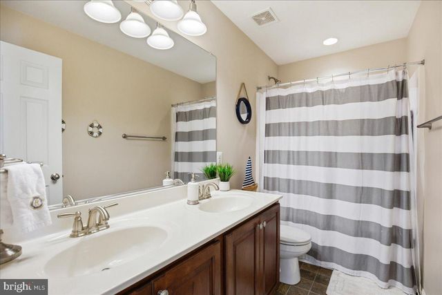 115 THOROUGHBRED DR, Prince Frederick, MD 20678