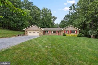 9808 TIMBER HTS, Marshall, VA 20115