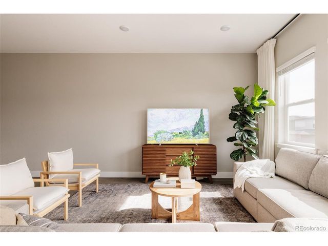 10098 E 62nd Ave, Denver, CO 80238