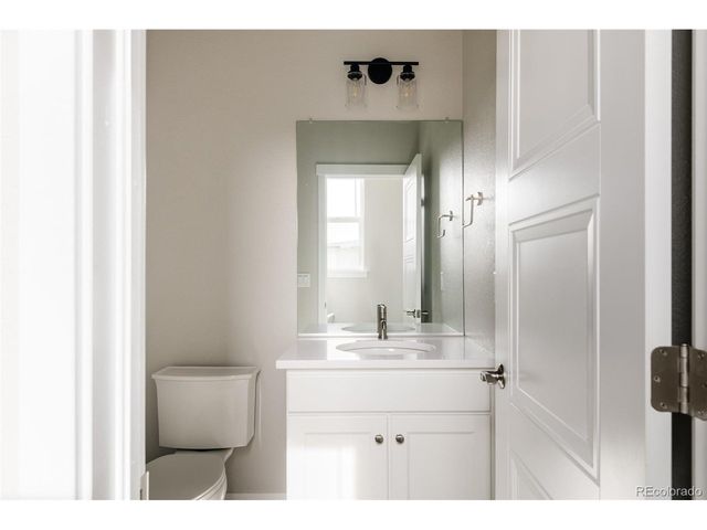 10098 E 62nd Ave, Denver, CO 80238