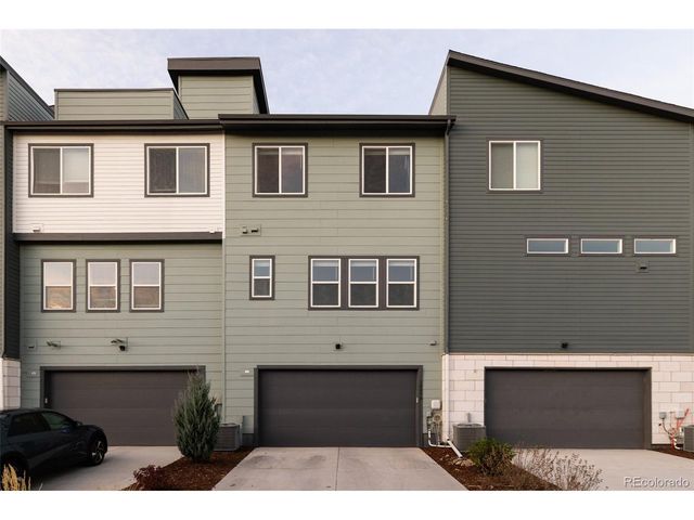 10098 E 62nd Ave, Denver, CO 80238