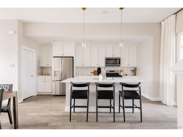 10098 E 62nd Ave, Denver, CO 80238