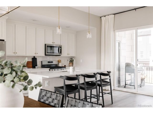 10098 E 62nd Ave, Denver, CO 80238