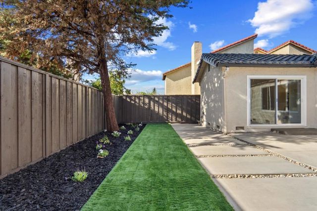 1039 Big Bear Court, Milpitas, CA 95035