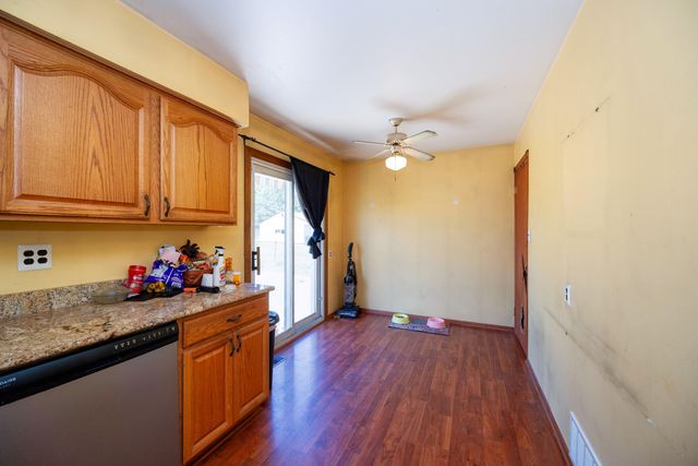 7543 N Wildwood Street, Westland, MI 48185