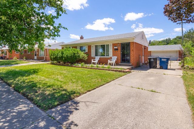 7543 N Wildwood Street, Westland, MI 48185