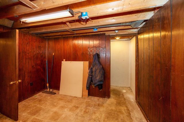 7543 N Wildwood Street, Westland, MI 48185