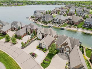 8439 Boulder Shores Drive, Green Oak Township, MI 48178