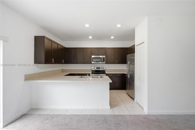 20714 NE 5th Ct 220714, Miami, FL 33179