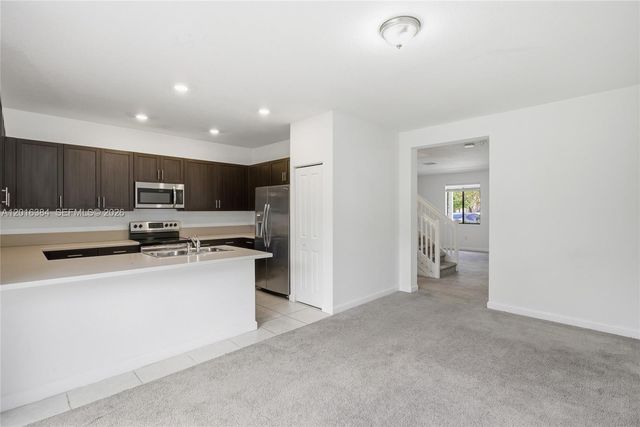 20714 NE 5th Ct 220714, Miami, FL 33179