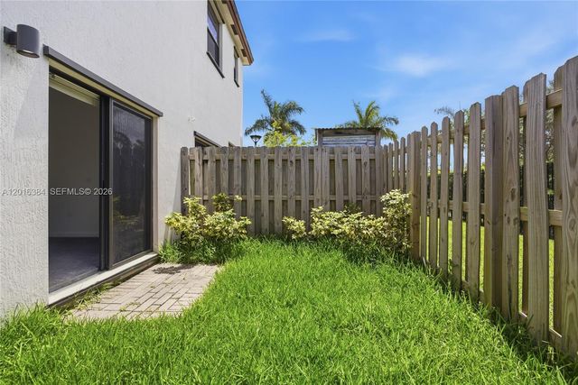 20714 NE 5th Ct 220714, Miami, FL 33179