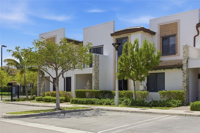20714 NE 5th Ct 220714, Miami, FL 33179