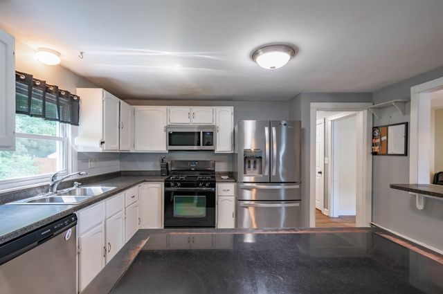 66 Avon Drive, Nashua, NH 03064