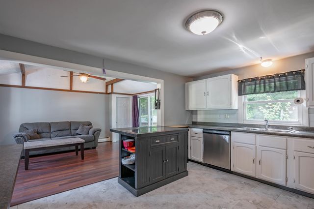 66 Avon Drive, Nashua, NH 03064