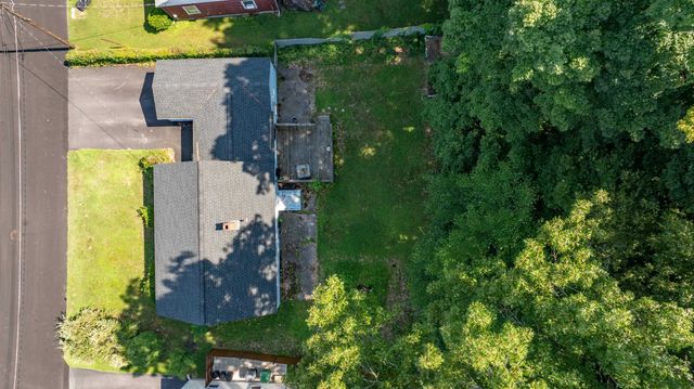 66 Avon Drive, Nashua, NH 03064
