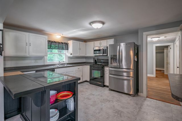 66 Avon Drive, Nashua, NH 03064