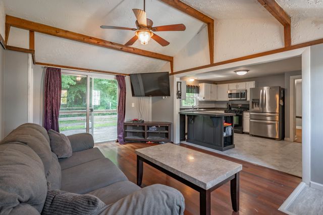 66 Avon Drive, Nashua, NH 03064