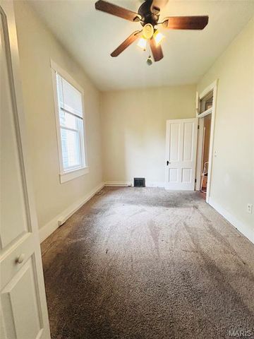 1825 Bunsen Avenue, Belleville, IL 62226