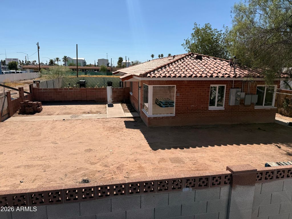 20 N Santa Barbara Drive, Mesa, AZ 85201 — exterior