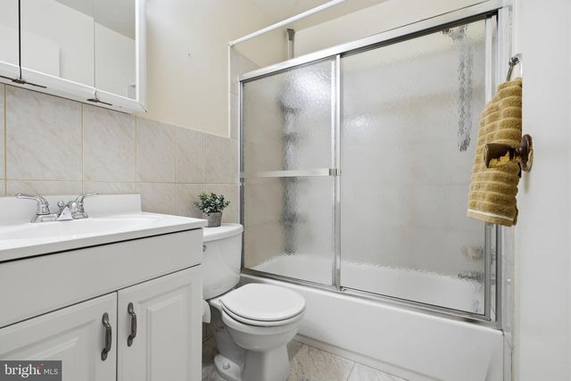 418 BRANDYWINE CT, Warminster, PA 18974