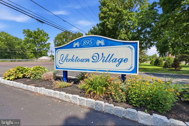 418 BRANDYWINE CT, Warminster, PA 18974
