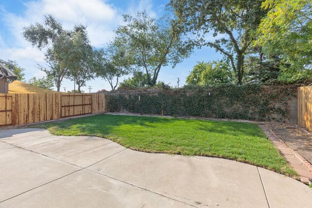 6608 Trailride Way, Citrus Heights, CA 95621