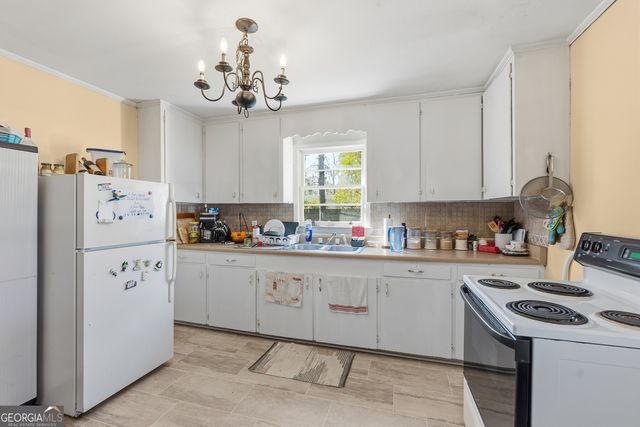 109 Lee Street, Warner Robins, GA 31088