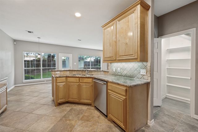 1302 Charlotte Way, Carrollton, TX 75007