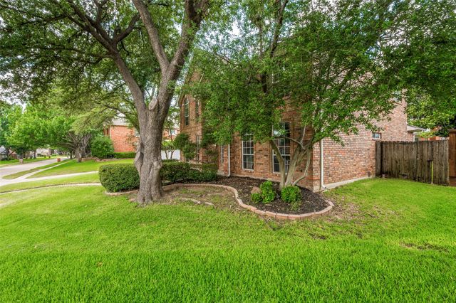 1302 Charlotte Way, Carrollton, TX 75007
