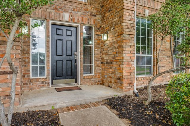 1302 Charlotte Way, Carrollton, TX 75007