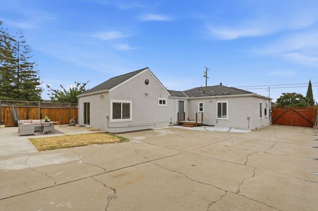78 Clareview Avenue, San Jose, CA 95127