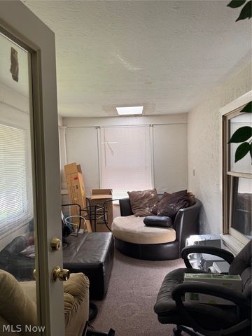 899 Lawton Street, Akron, OH 44320
