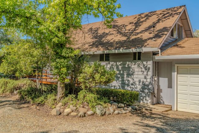 10705 Ranchette Dr, Jackson, CA 95642