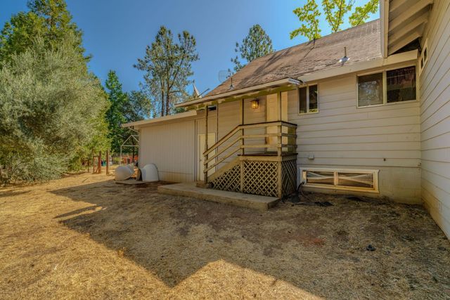 10705 Ranchette Dr, Jackson, CA 95642