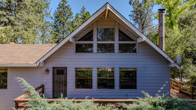 10705 Ranchette Dr, Jackson, CA 95642