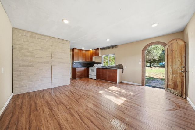 10705 Ranchette Dr, Jackson, CA 95642