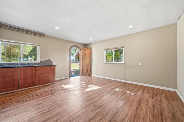 10705 Ranchette Dr, Jackson, CA 95642