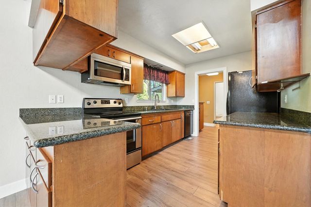 10705 Ranchette Dr, Jackson, CA 95642