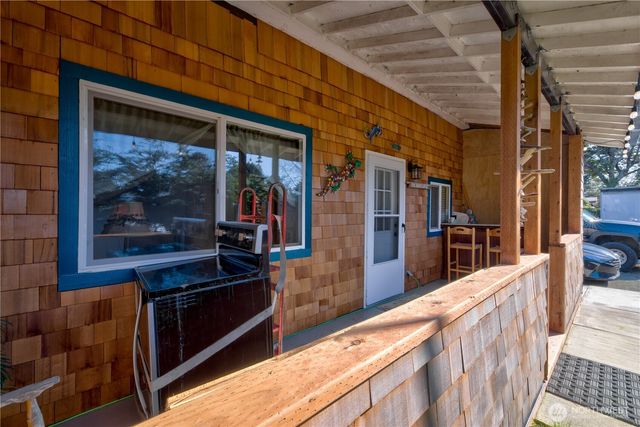 22604 S Place, Ocean Park, WA 98640